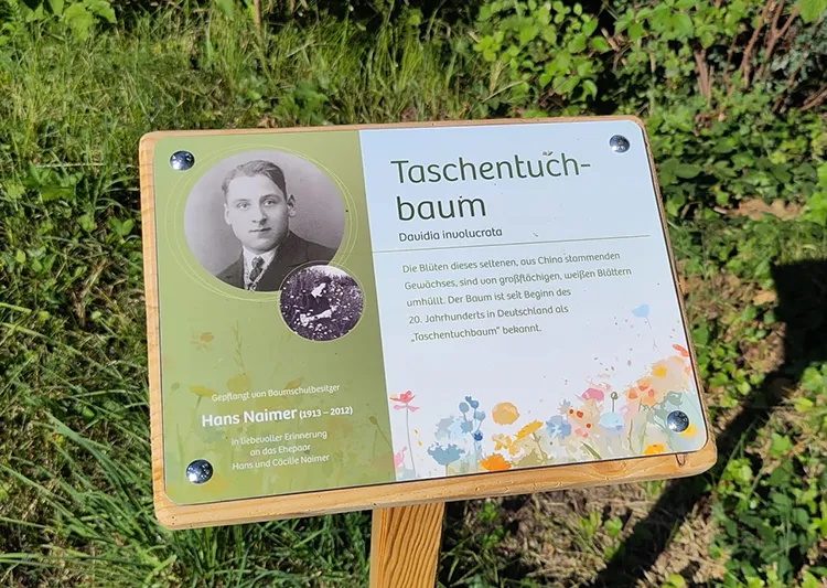 Bild: Beschilderung f&uuml;r eine Baumschule mit Tradition